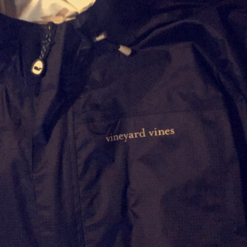 vineyard vines raincoat